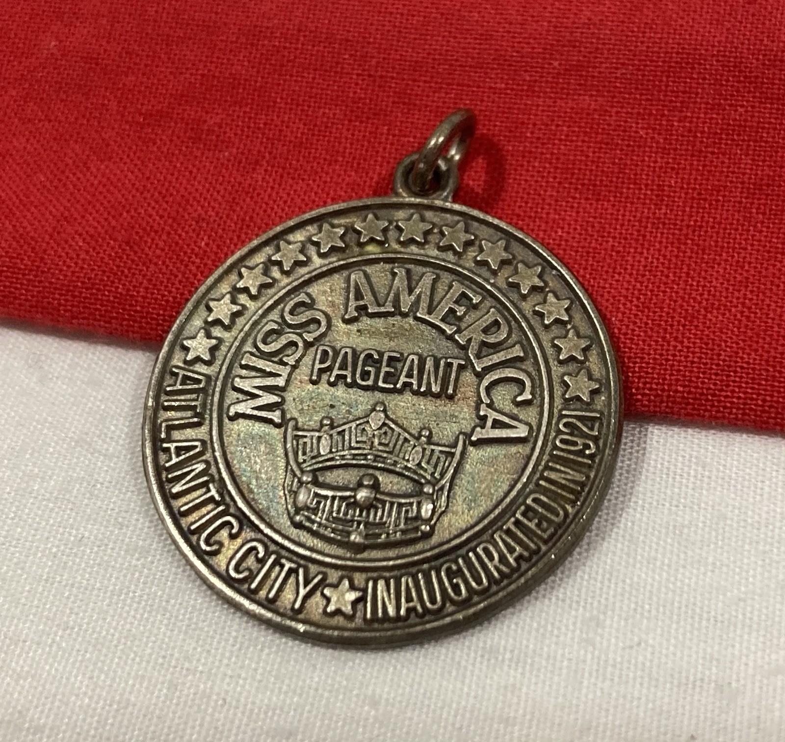Vintage 1971 MISS AMERICA FABULOUS VALLEY PAGEANT Sterling Silver Charm Pendant