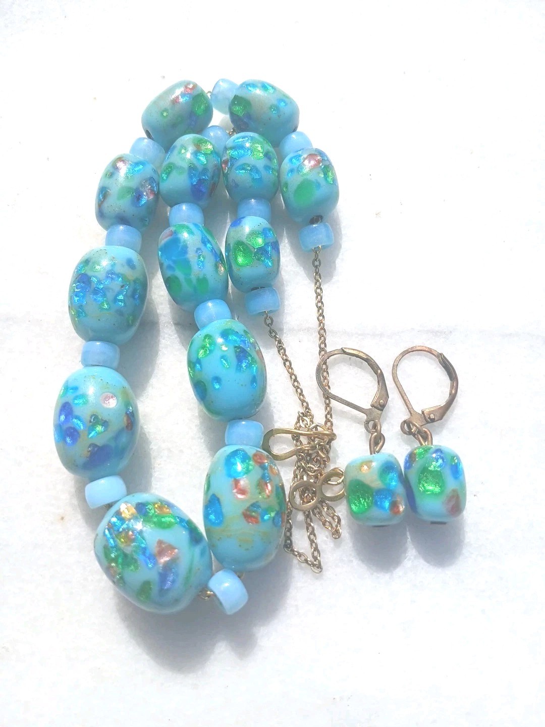 SALE VINTAGE JAPAN FOIL RAINBOW CONFETTI GLASS BARRELL SLIDE CHAIN NECKLACE SET