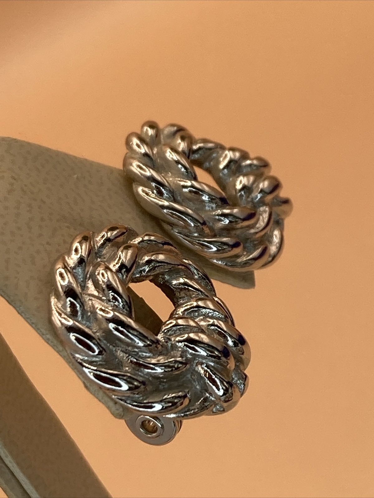 Vintage monet clipon Silver Tone Twisted Rope Open Circle Wreath tension setting