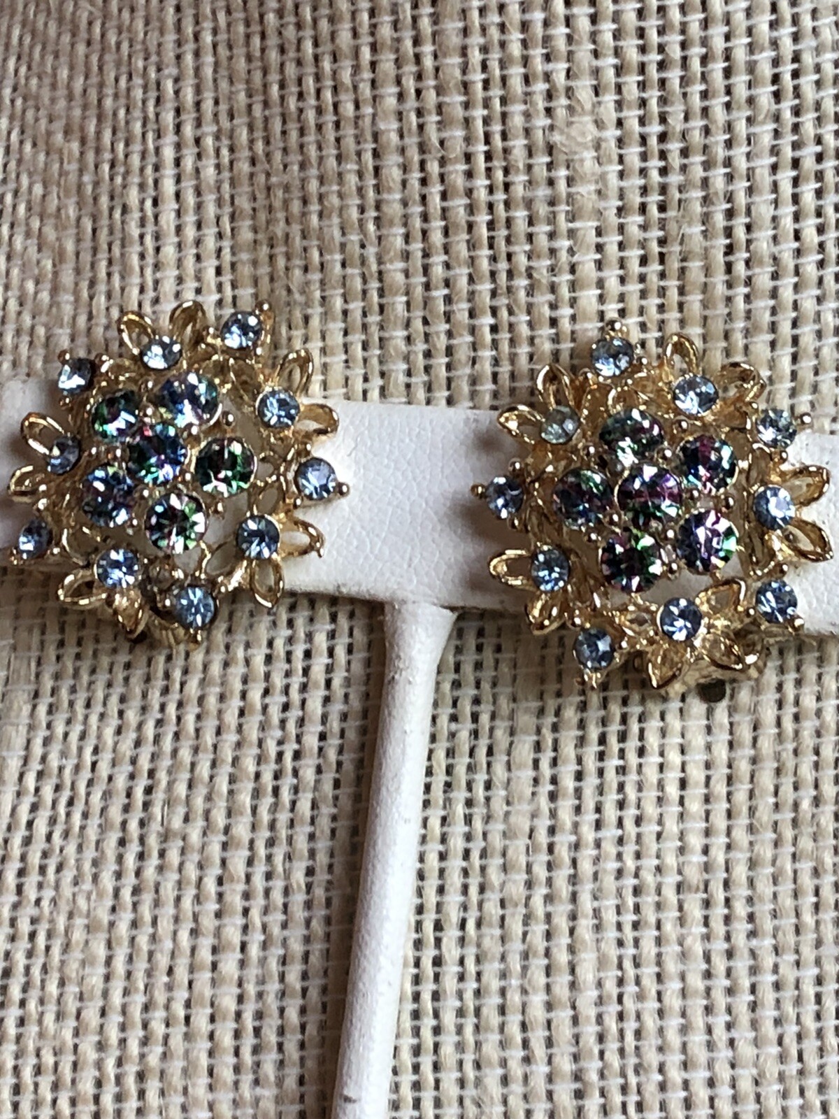 Signed STAR Vintage Gold tone Rhinestone Earrings Great Minty Condition