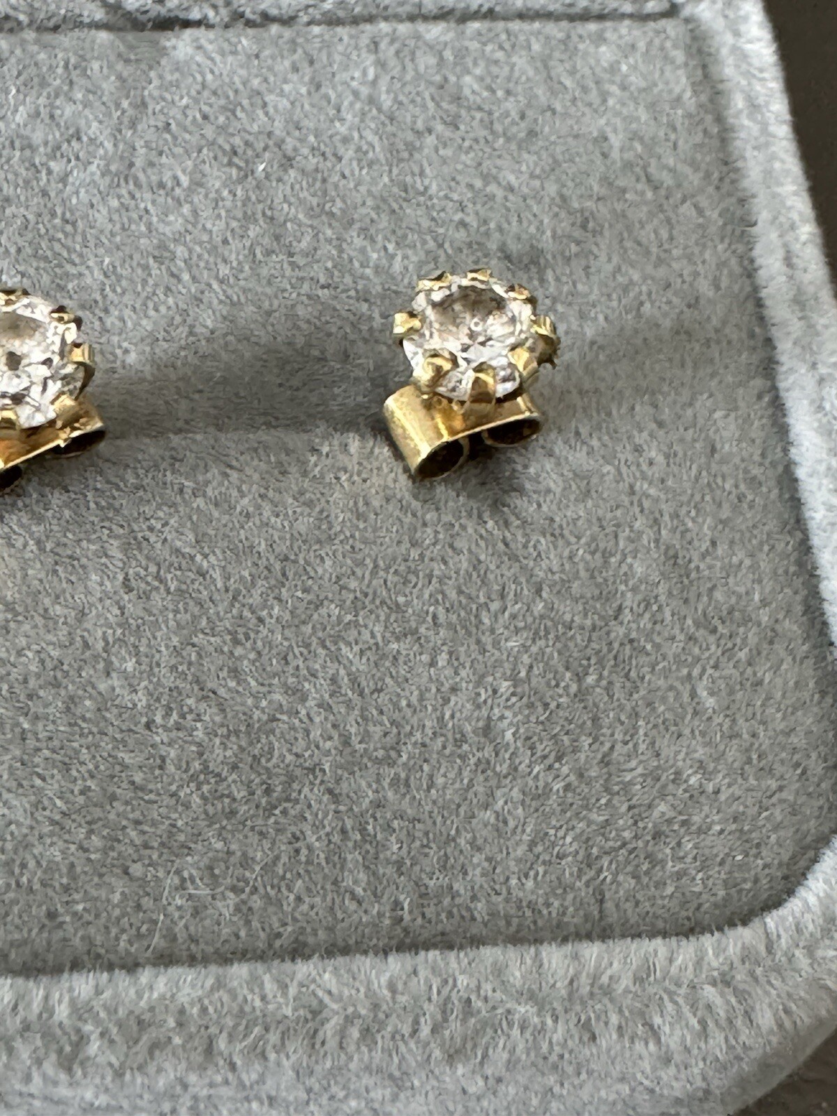 Antique 14k Yellow Gold 5.3mm Cubic Zirconia Stud Earrings