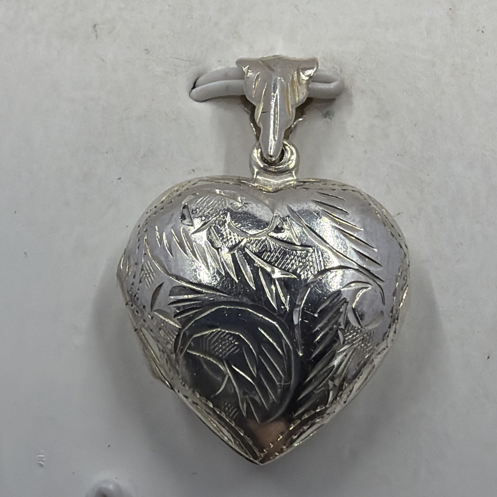 Vintage 925 Large Puff Ornate Etched Hollow Heart Locket Pendant Sterling Silver