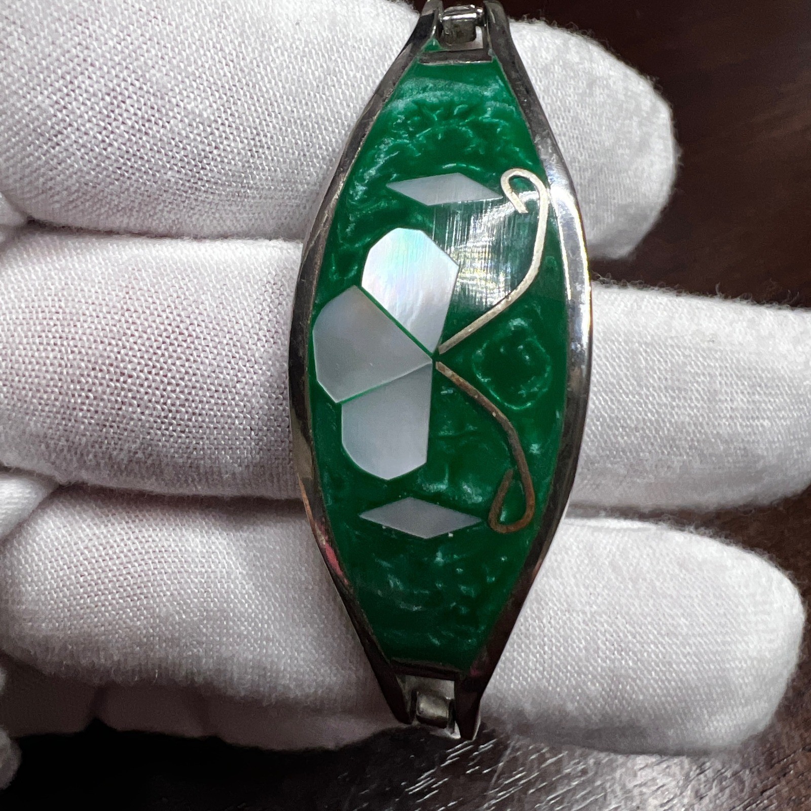 Vintage Alpaca Mexico Abalone Bangle Bracelet Silver Tone 7.5″ Green Enamel