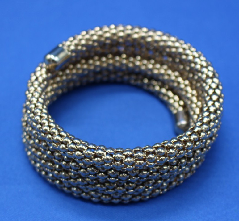 Vintage 80s Goldtone Serpentine Snake Coil Arm Bracelet Wrap Cuff Popcorn Mesh
