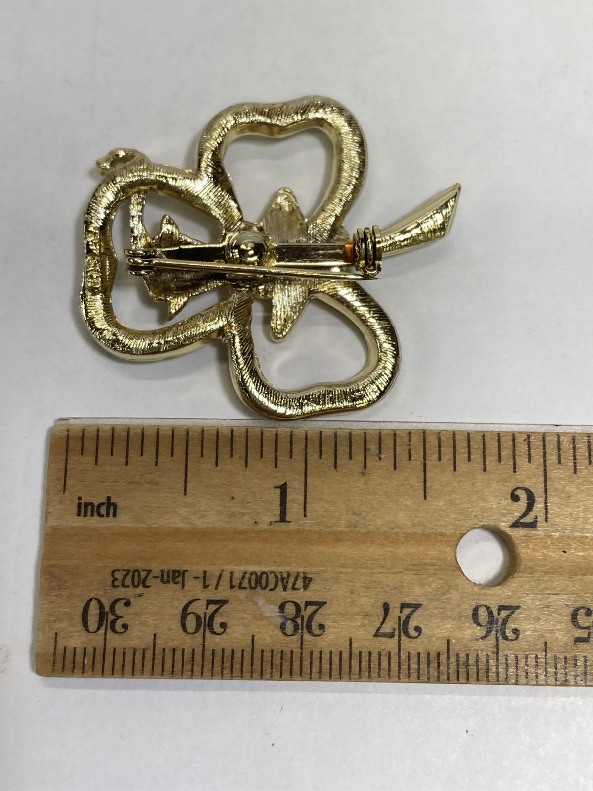 Signed BJ Leprechaun Shamrock Brooch Pin With Emerald Green Rhinestone Eyes