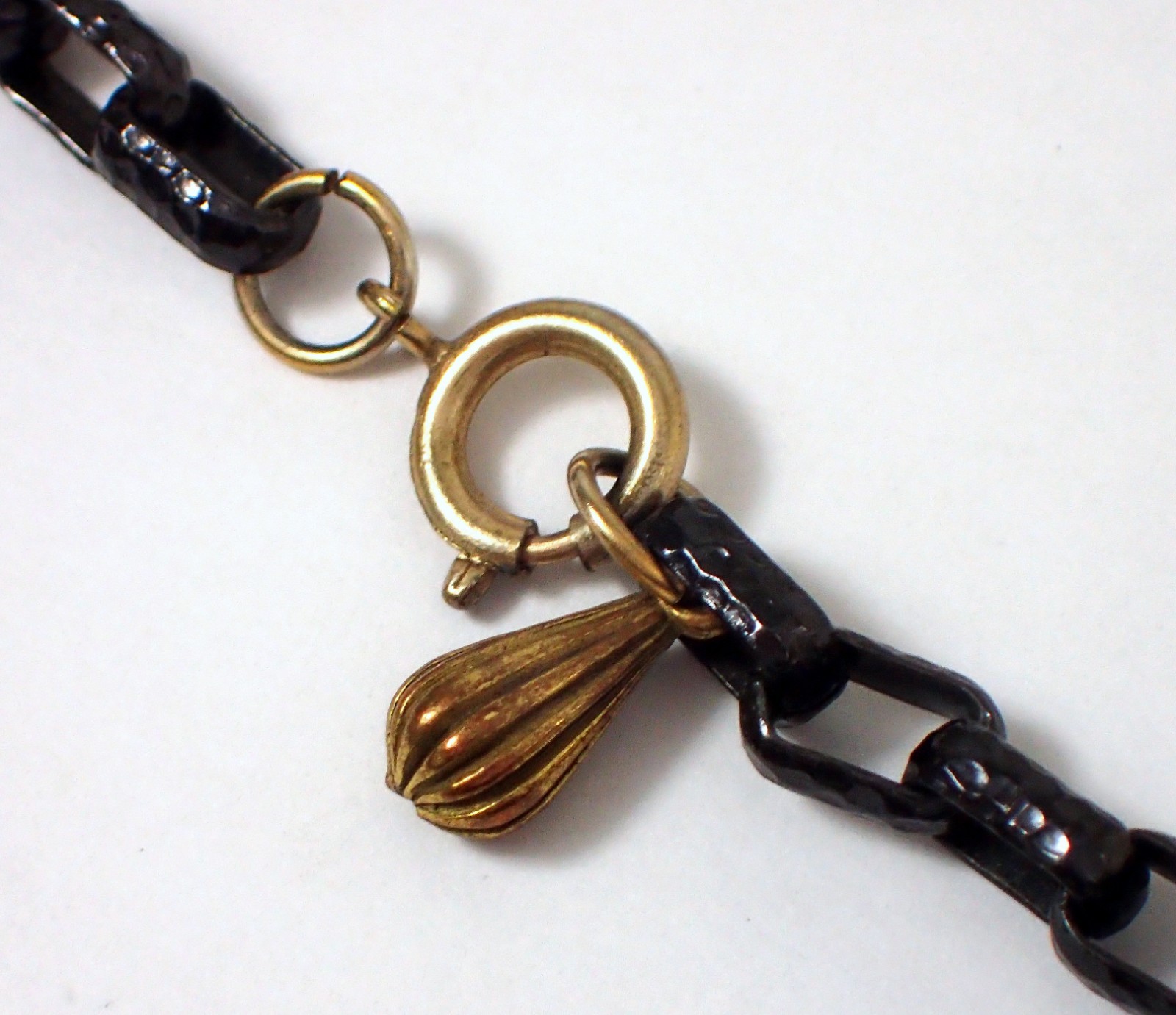 LESTER JOY Vtg Signed Les Bernard Hammered Black Metal 61″ Chain Link Necklace