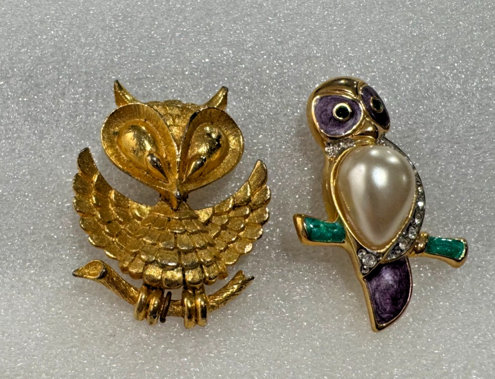 Lot of 4 Vtg Owl Bird Pins Brooches Rhinestones Mixed Metals Articulated Jonette