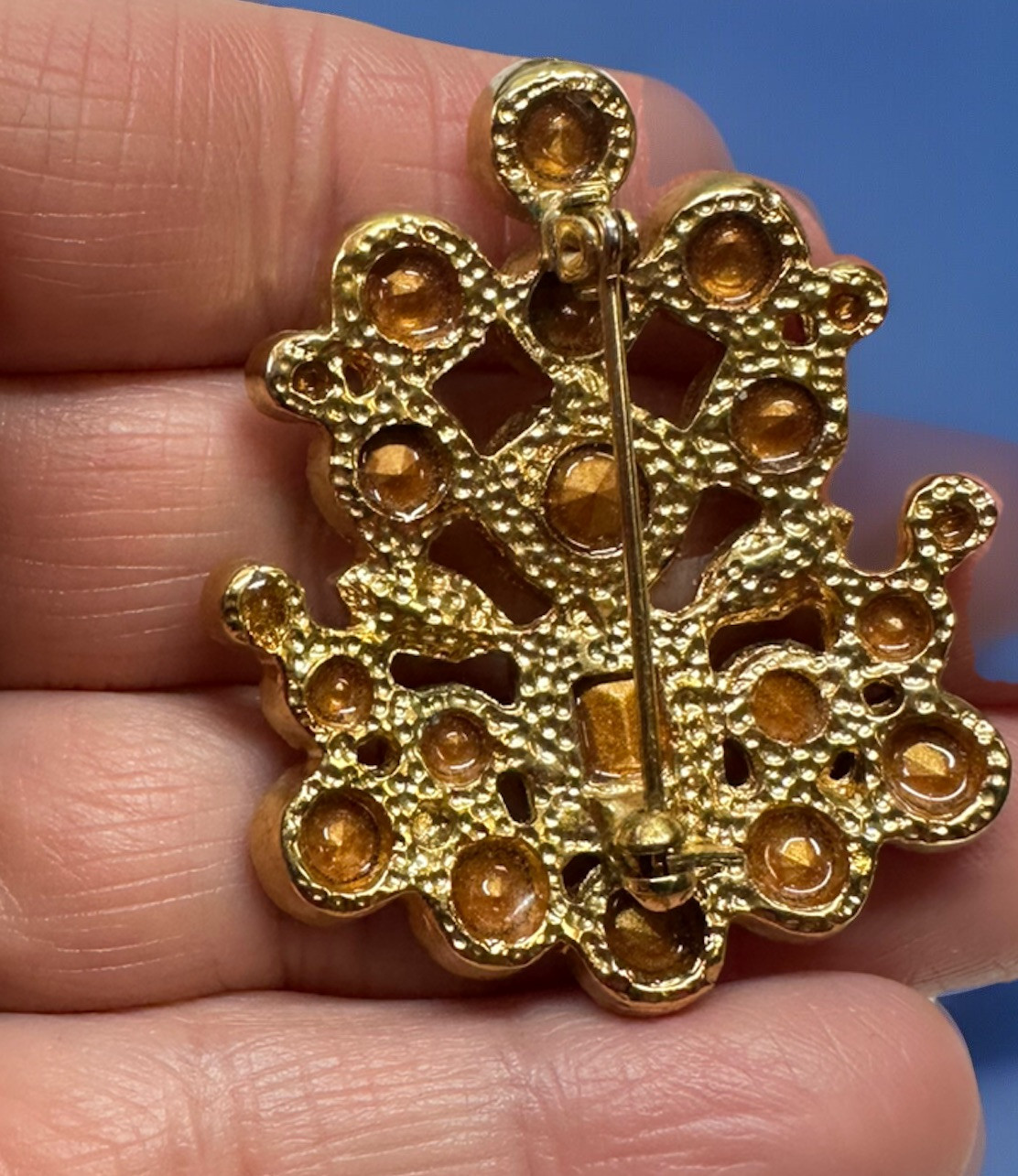 Vintage Retro Gold Tone Circle Cluster With Clear Rhinestones Brooch Pin