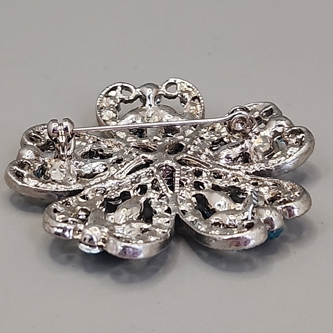 Vintage Flower Rhinestone Brooch Hearts Blue Marquise Filigree Silver Tone 1.75″