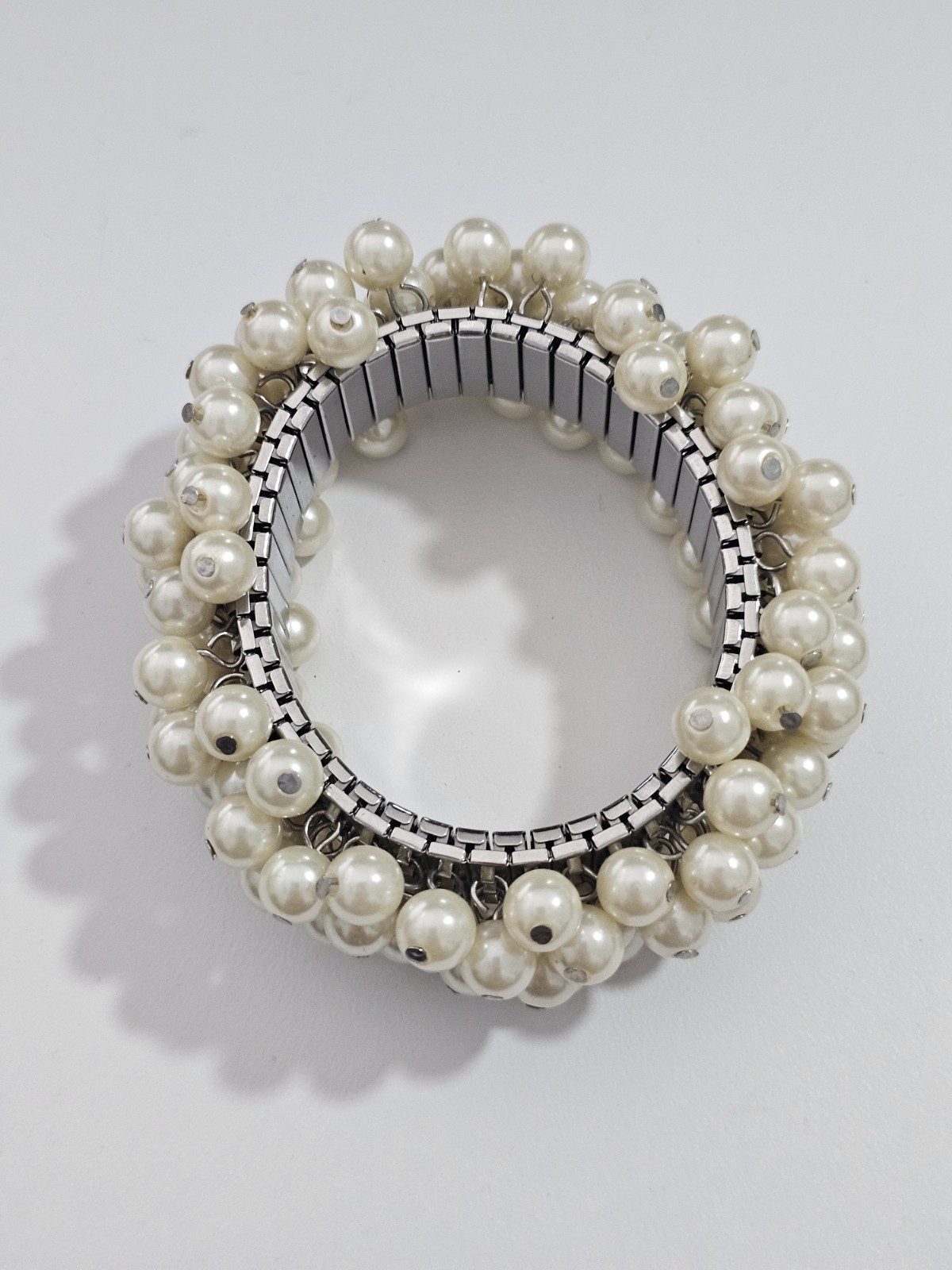 Vintage Silvertone Expanding Bracelet Faux Plastic Pearl Cha Cha Bracelet