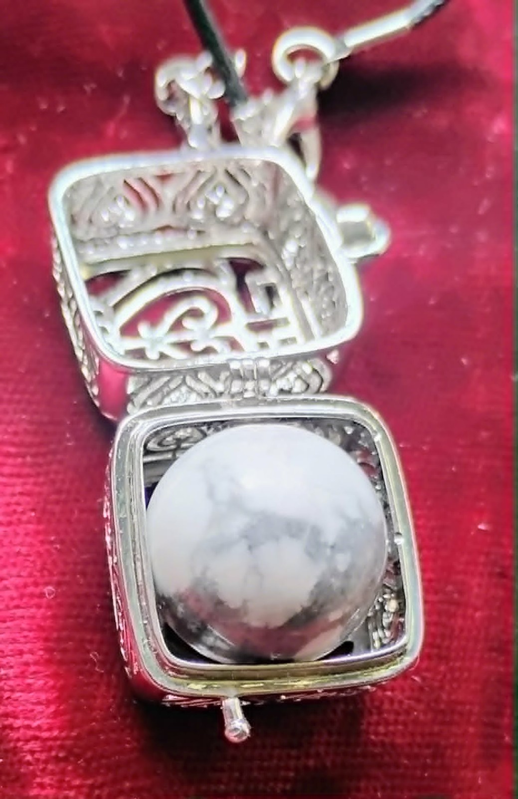 Vintage Aroma Therapy 3/4″ Box Locket Necklace with 3 stones 18″-20″ adjustable