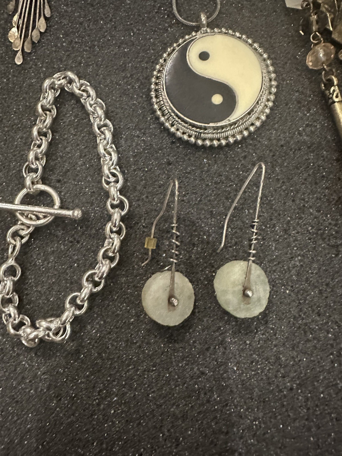 Vintage Estate Costume Jewelry Lot! Brooches and more!