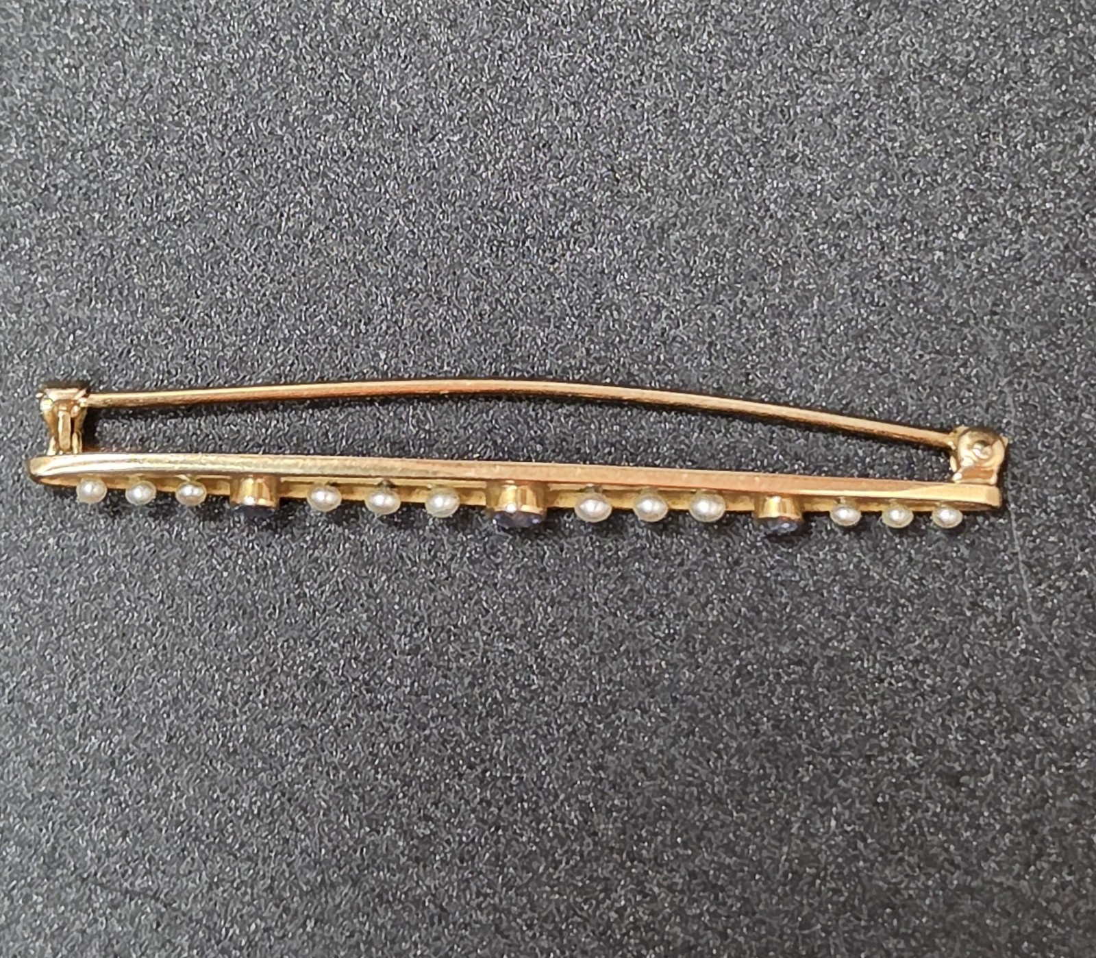 14K Yellow Gold Edwardian Topaz Pearl 2-1/4″ Bar Pin 3.3g Vintage