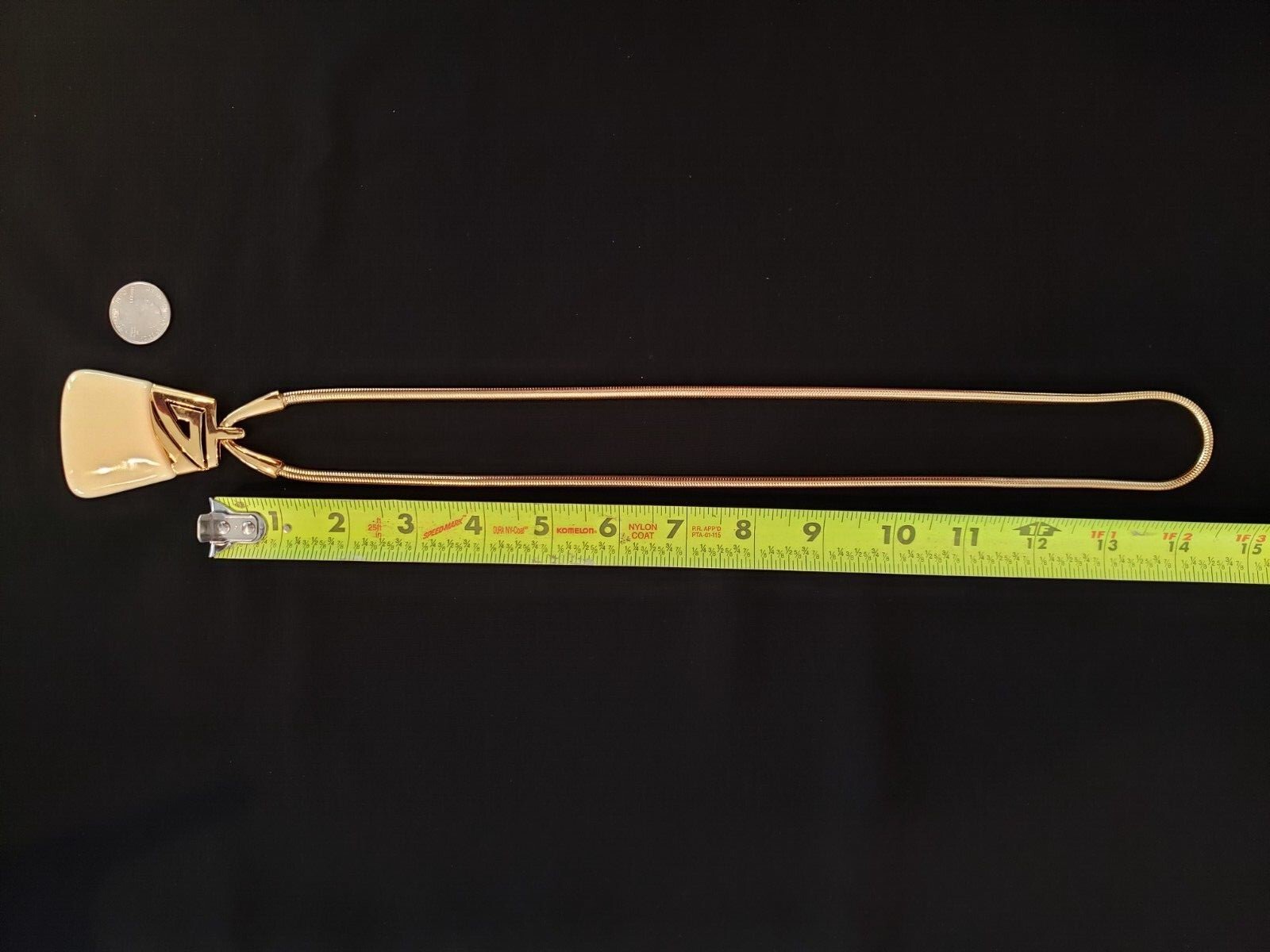 Vintage Gold Tone TRIFARI Kunio Matsumoto Ivory Lucite Pendant Necklace