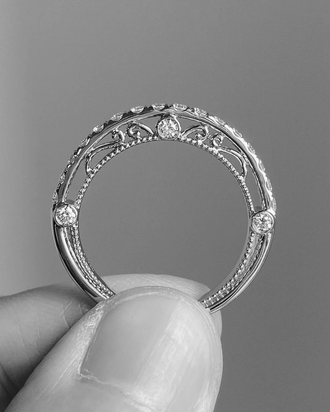 1/3CTW White Round Cut CZ Art Deco Antique Style Wedding Band Ring In 925 Silver