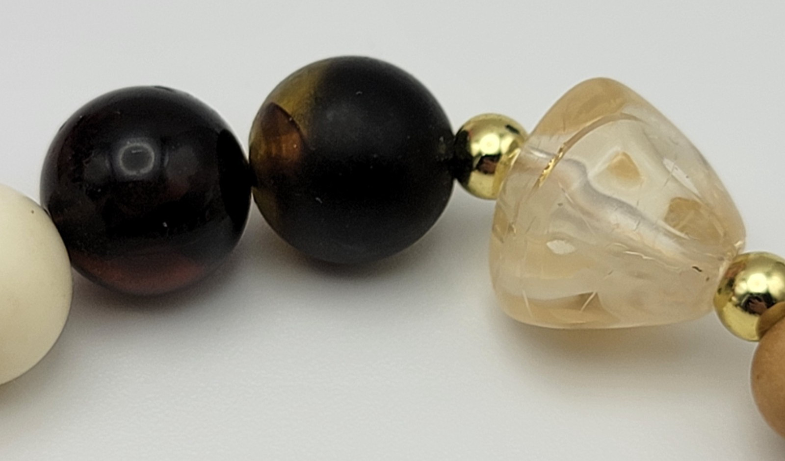 Vintage Earth Tones Lucite And Wood Beaded Necklace 32″ – Elegant Statement