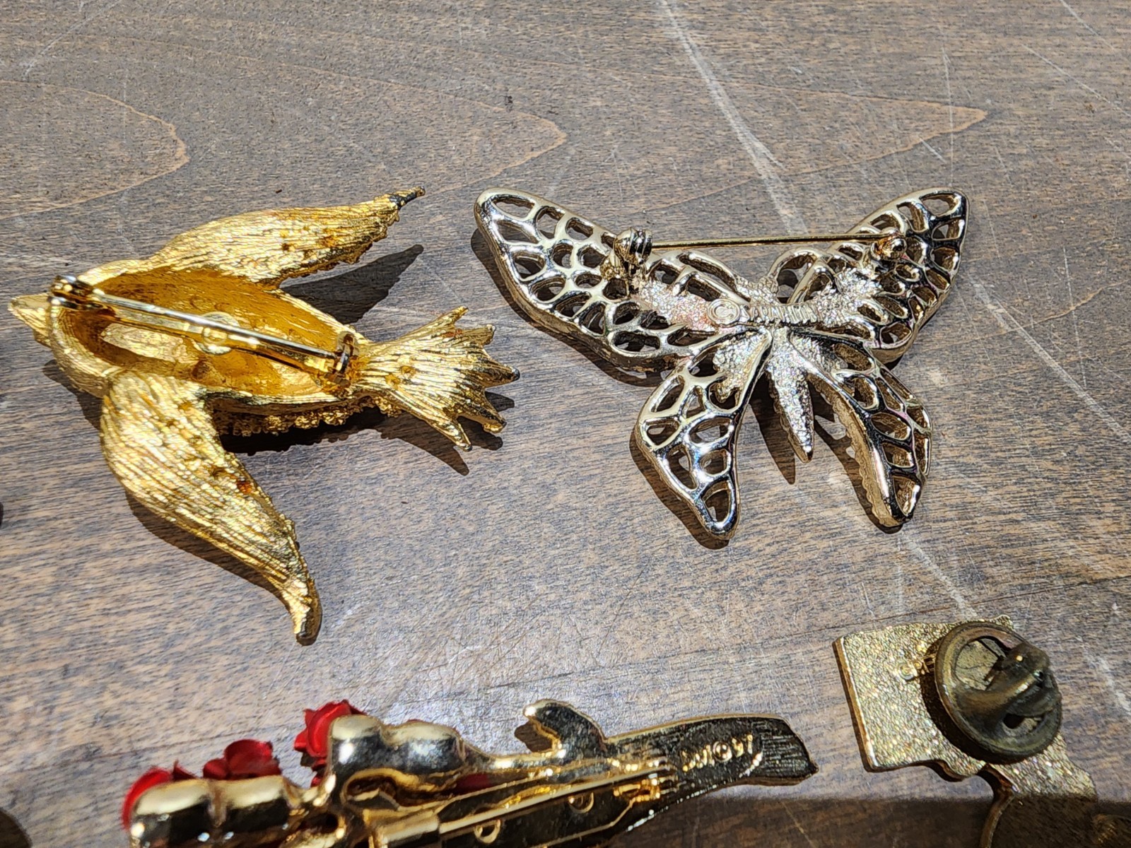 Vintage Lot Brooch Lapel Pin Bird Flowers Cats Avon Giovanni READ
