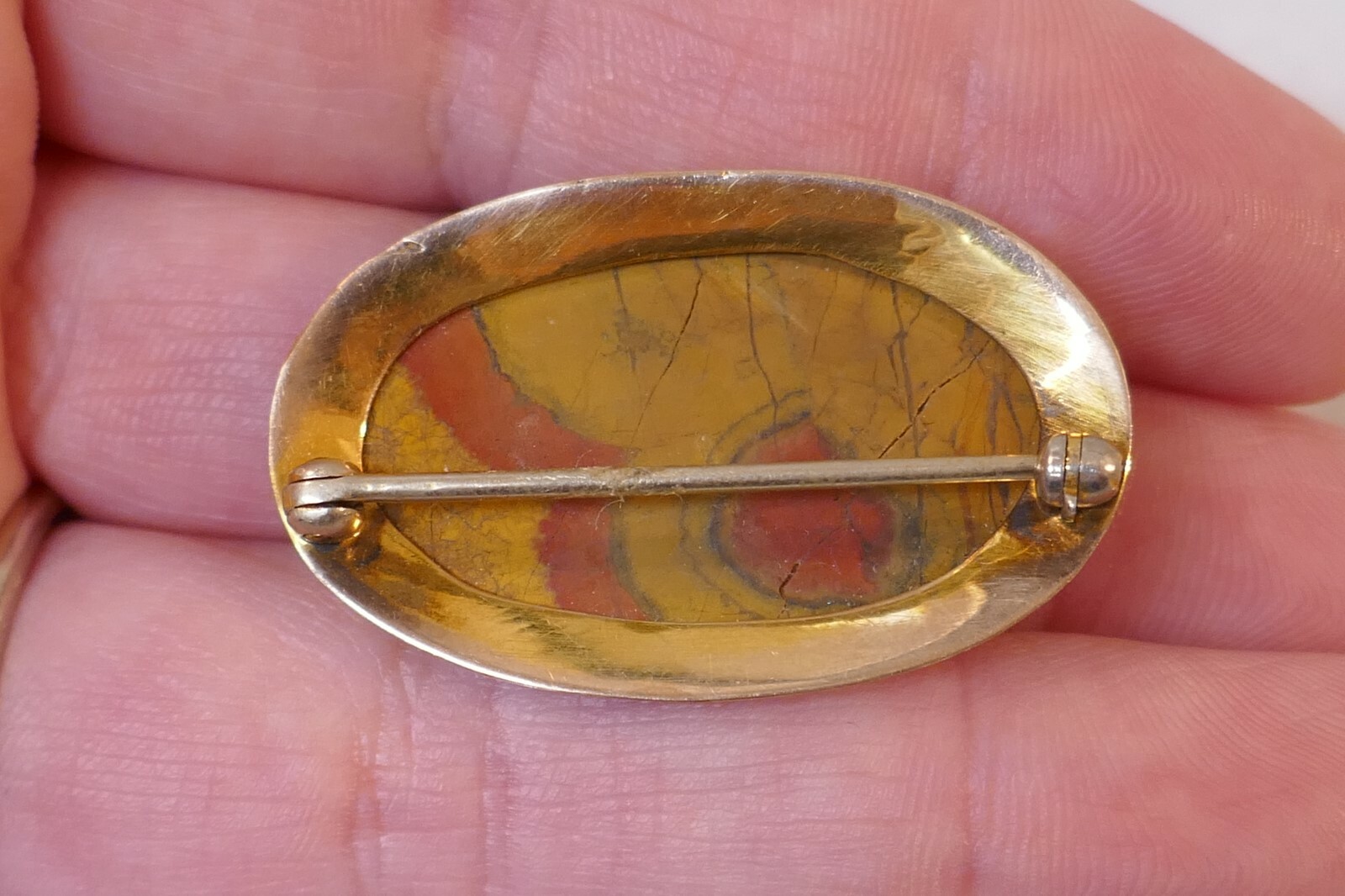 Circa 1920/30’s Hand Hammered 10kt Yellow Gold Bezel & Jasper Pin / Brooch
