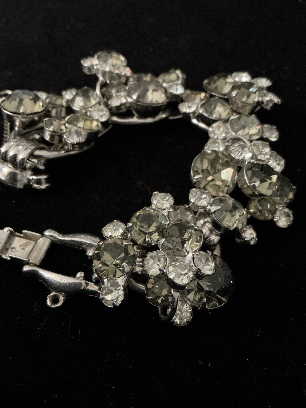 Vintage D&E Juliana Smokey Gray And Clear Chunky Rhinestone 5-link Bracelet