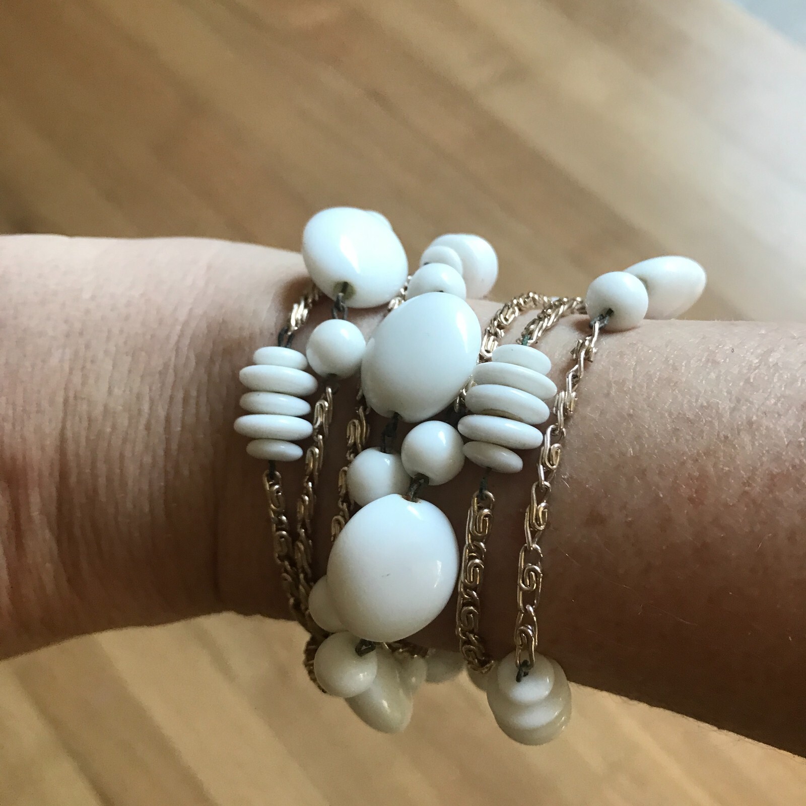 Vintage Gold Necklace White Beads – Retro 60s 70s 80s – 54 Inches Long