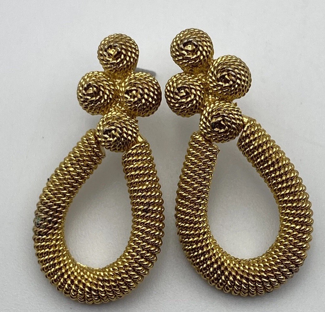 1 1/2 Inch Nautical Rope Textured Gold Tone Stud Earrings Vintage