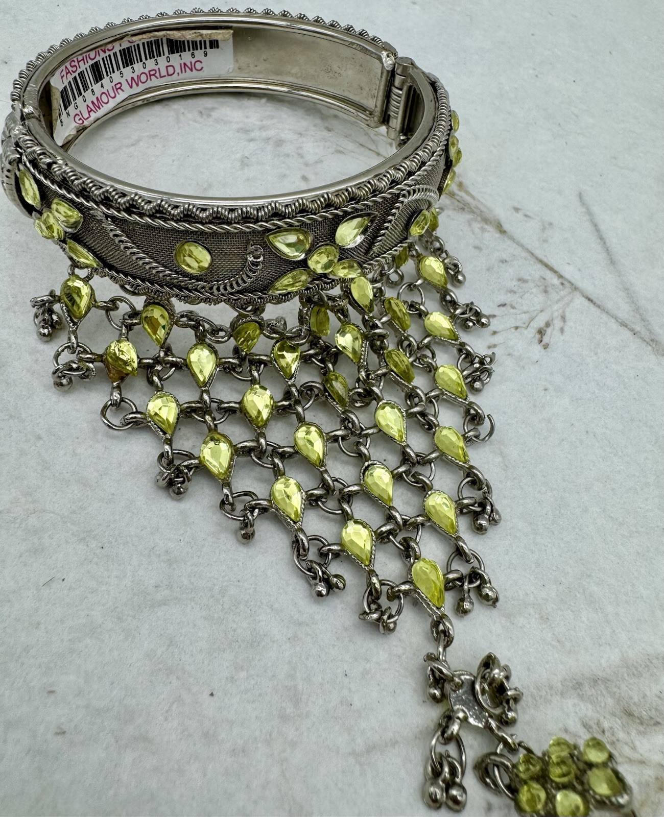 VTG Boho Slave Bracelet Bangle Peridot Rhinestones Sizeable Ring Chain Link