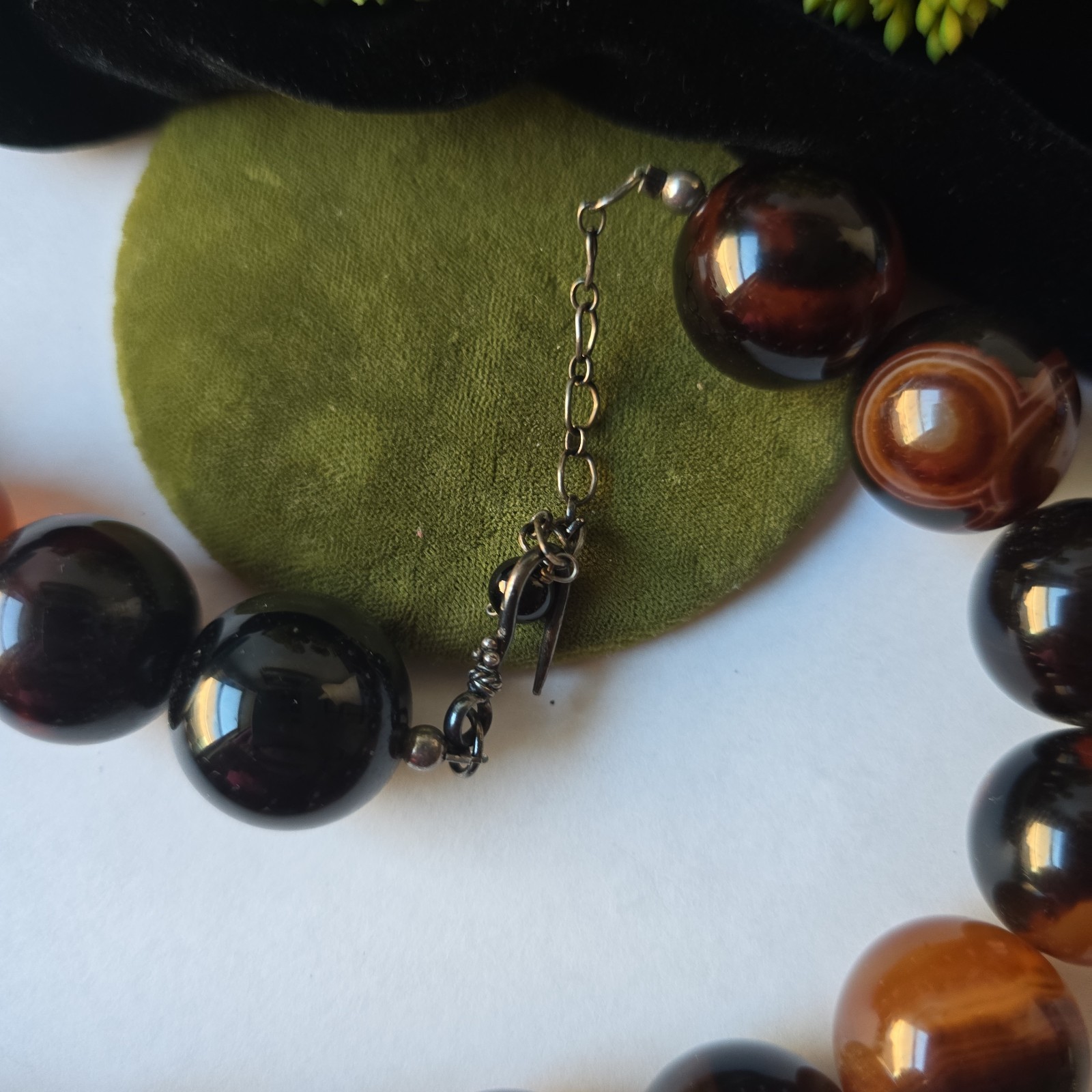 Vintage Heavy Chunky Agate Stone Beads Silver Plated Hook Clasp Necklace 19″ L