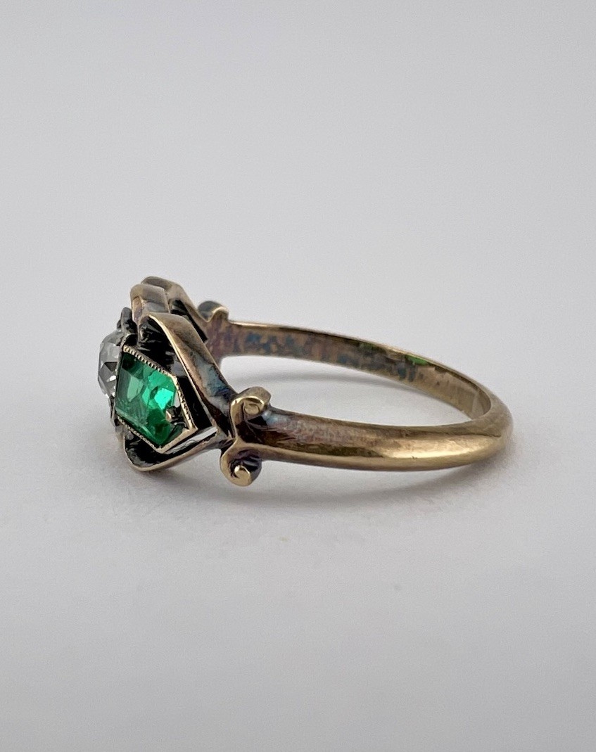 Antique Victorian 14K Rose Gold Old Mine Cut Diamond & Vivid Green Emerald Ring