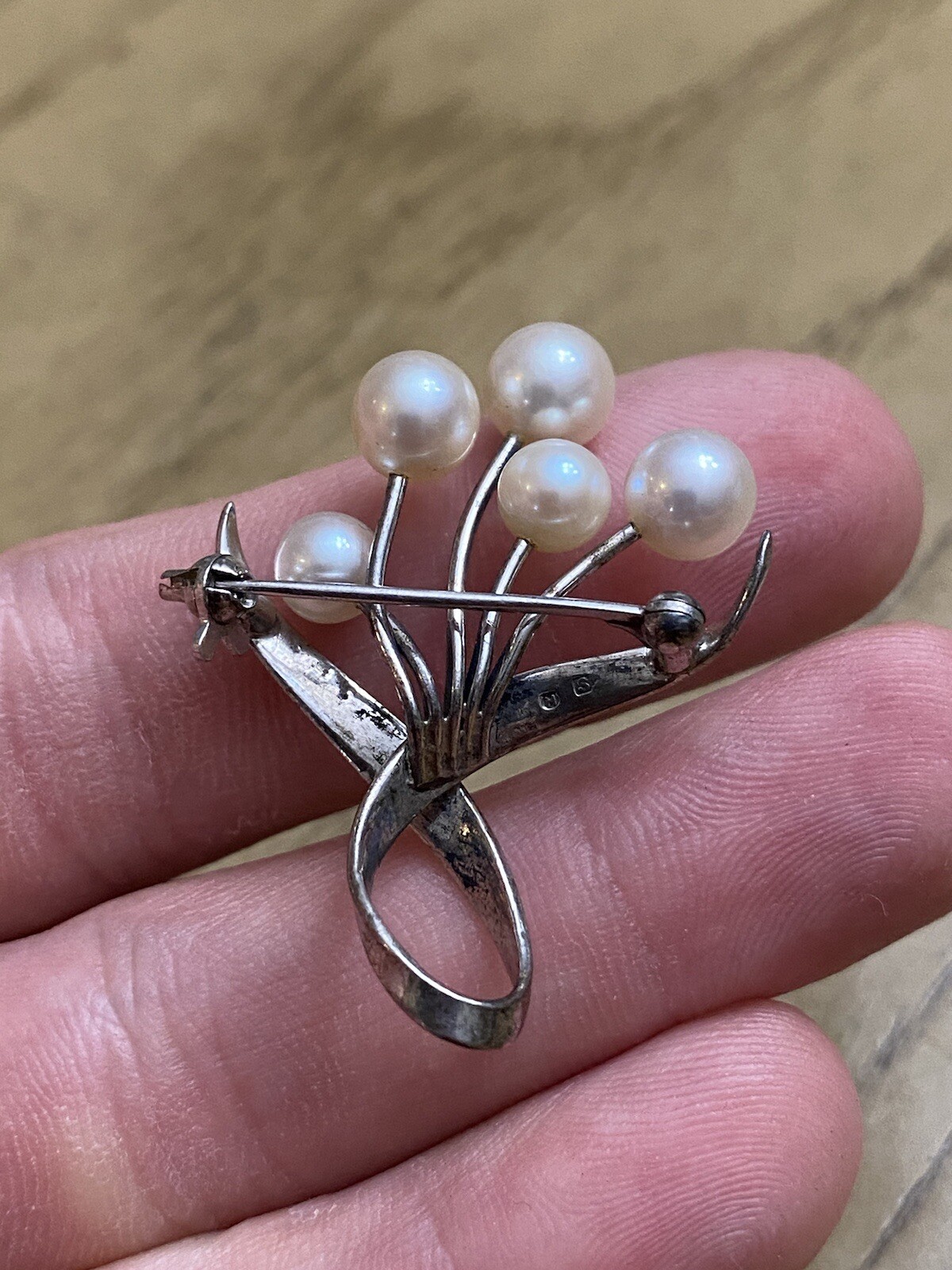 Mikimoto Akoya Pearls Sterling Silver 925 Designer Signed Brooch/Pin