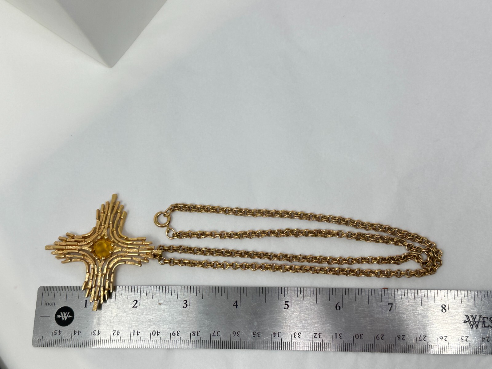 Vintage 1978 Sarah Coventry Goldtone OMEGA Maltese Cross Pendant 24″ Necklace