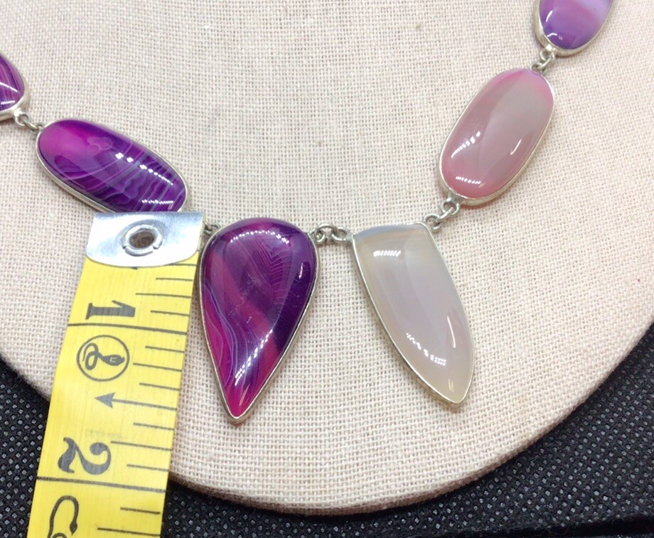 Vintage Costume Chunky Wide Purple Pink & White Glass Stone Necklace 22″ D616