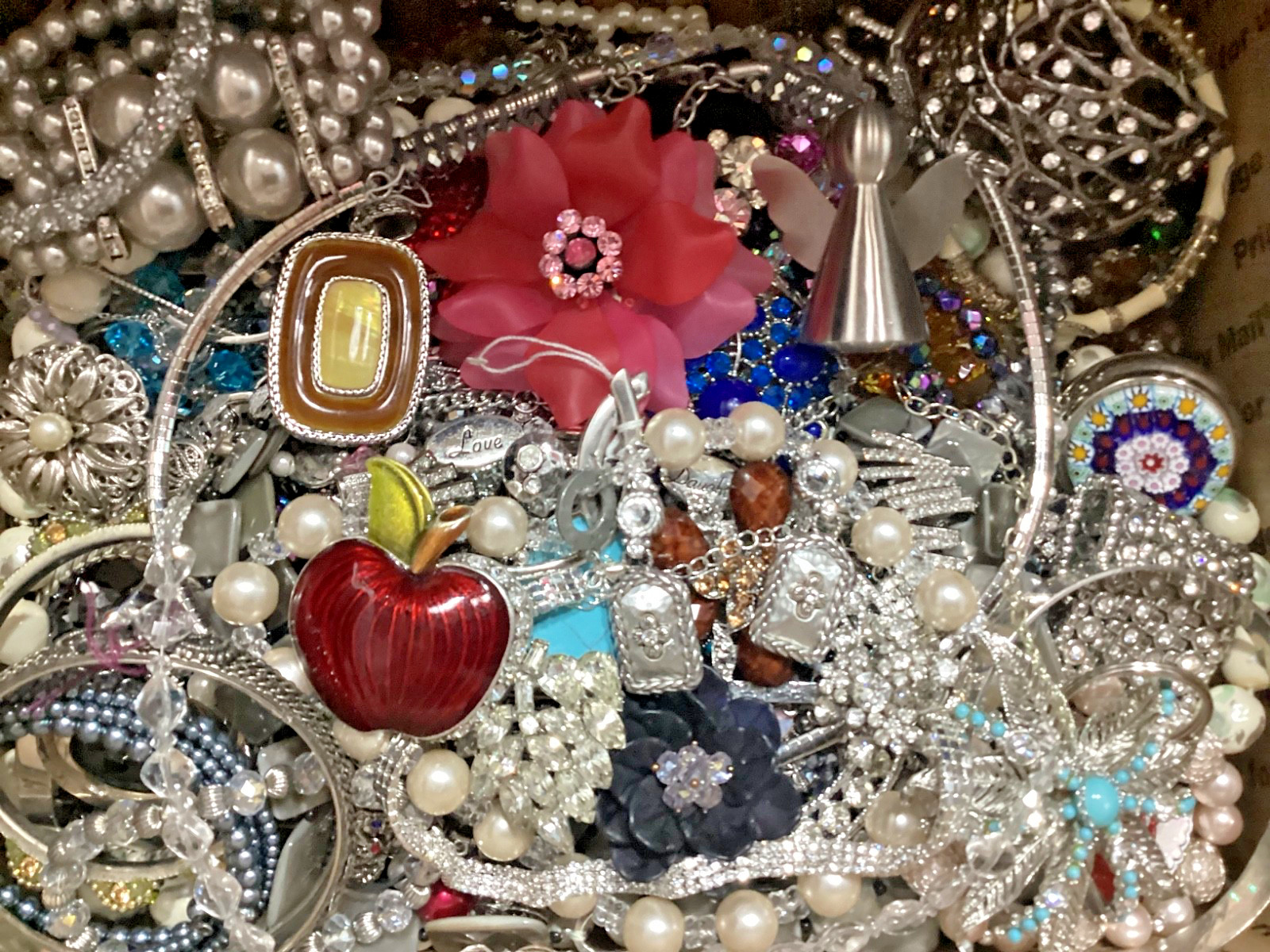 FASHION JEWELRY LOT RHINESTONE SILVER TONE NO BROKEN PIECES 9.64 POUNDS