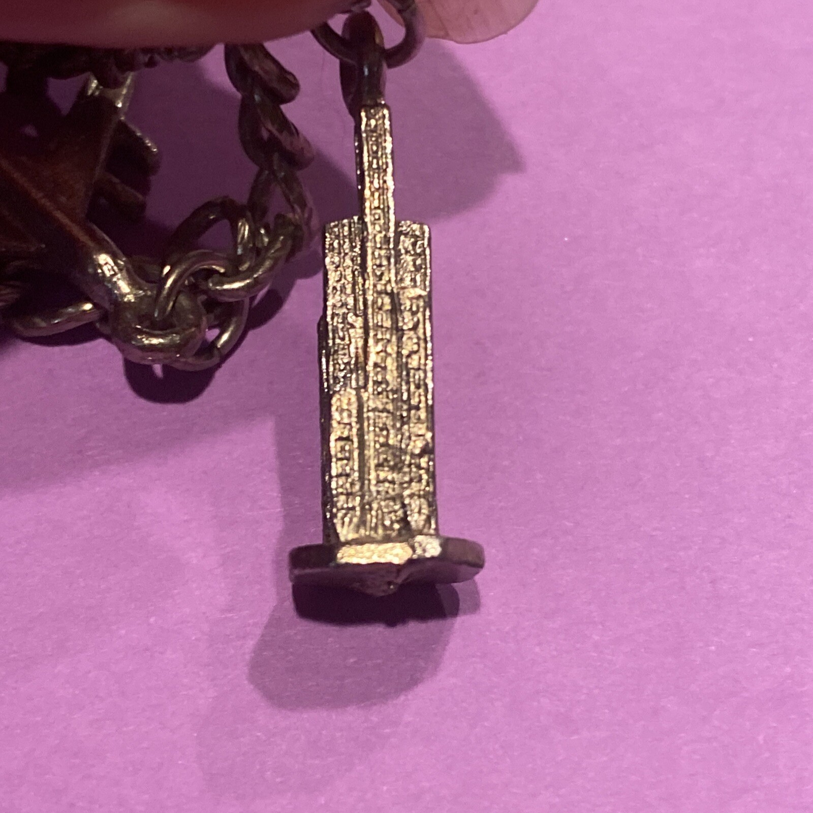Vintage Highrise Buildings Charm Airplane Bracelet (D8)