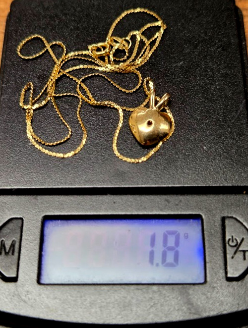 Vintage 14k Solid Yellow Gold Diamond HEART Shaped Pendant/Necklace 1.8 Grams