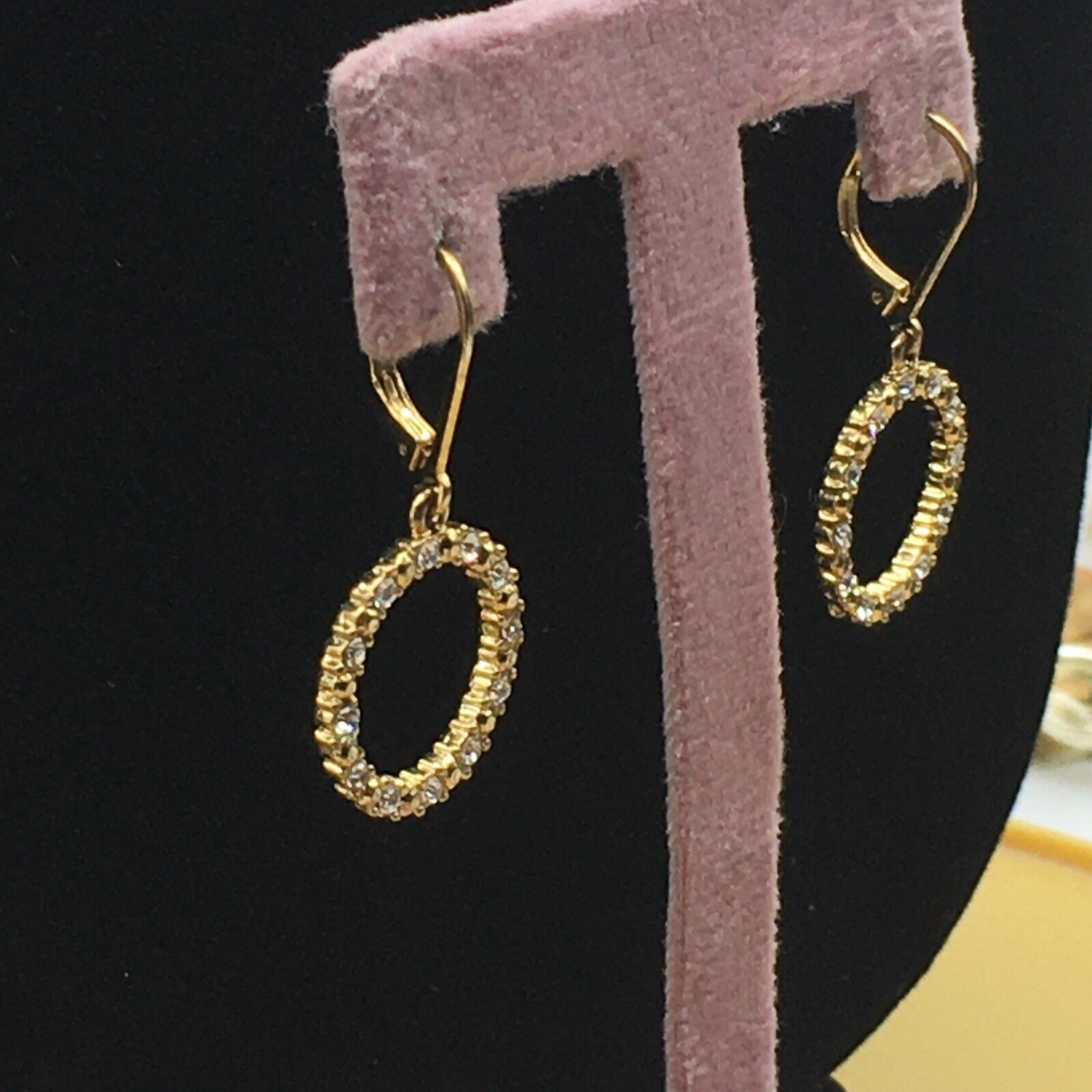 Avon Rhinestone Earrings Gold Tone Round Pave Circle Lever Back 1.5″