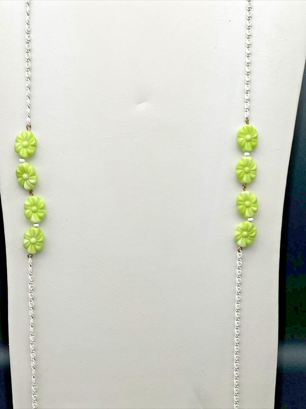 Vtg Flapper Length Poured Glass Gripoix Bead Lime Green Flower MCM Long Necklace