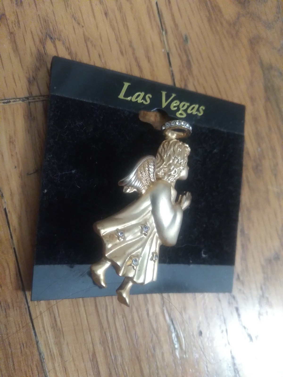 Vintage Gold Tone Praying Angel Brooch Holiday Christmas Wings Halo