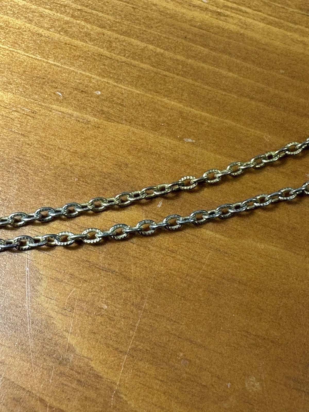 Vintage Revolutionary War Battle Scene Pendant Necklace 24″ Mariner Chain