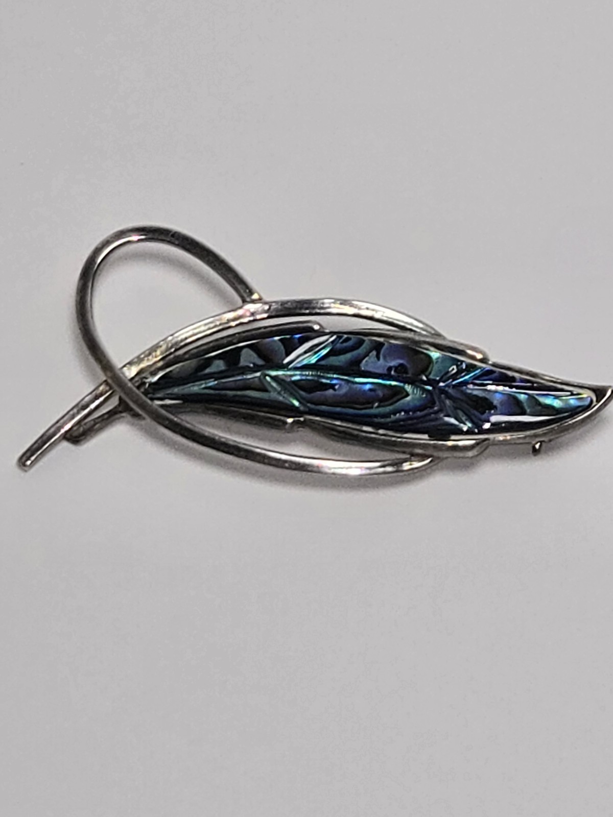 Vintage Ataahua Signed Paua Abalone Shell Leaf Brooch