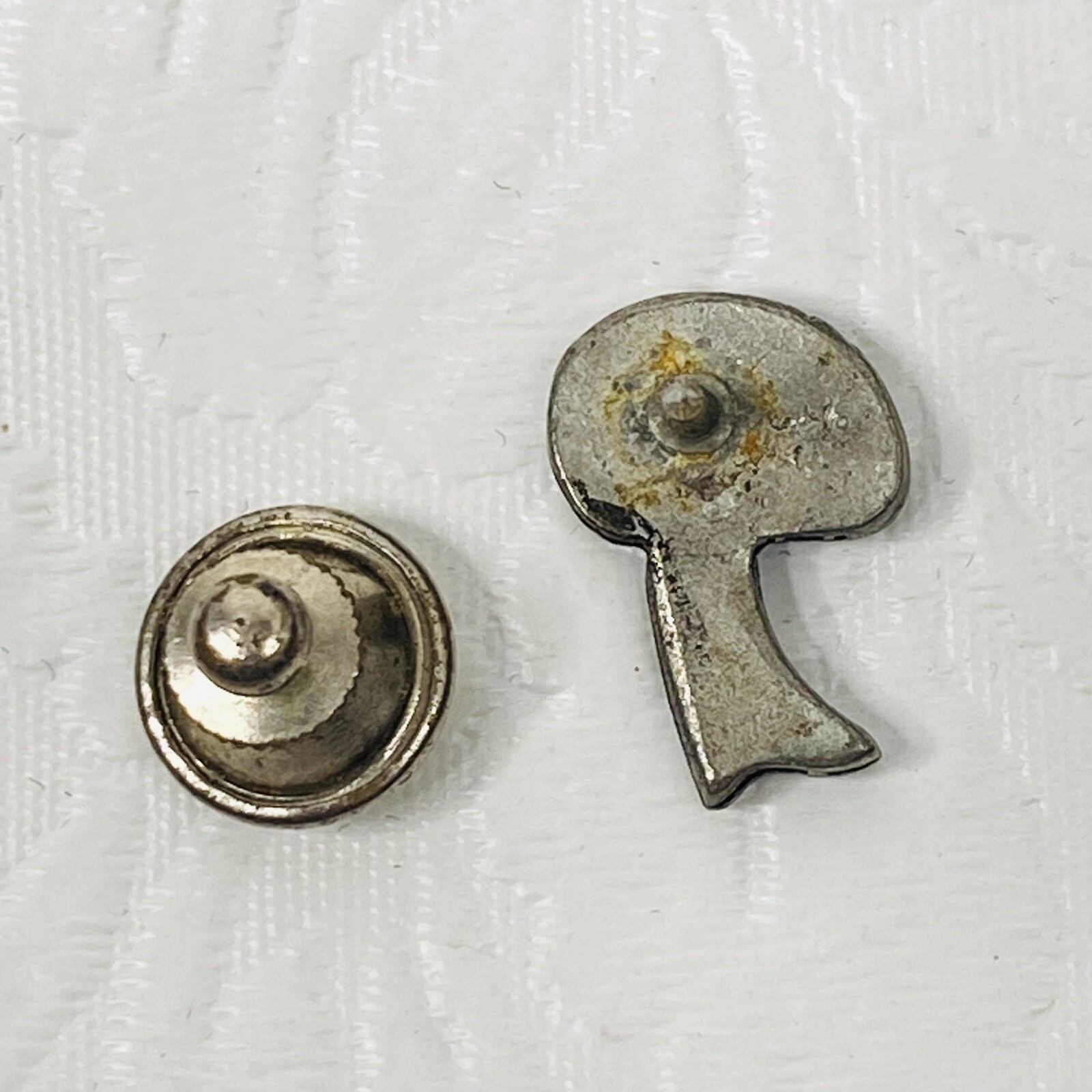 Metzke Pewter Mushroom Pin Tie Tack 1/2 Inch Signed Textured Silver Tone