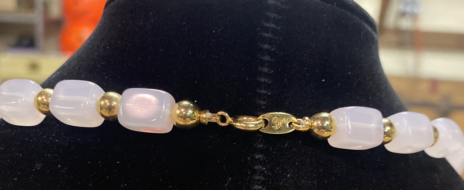 Vintage Trifari Women’s Pink Stone & Gold Bead 24” Necklace