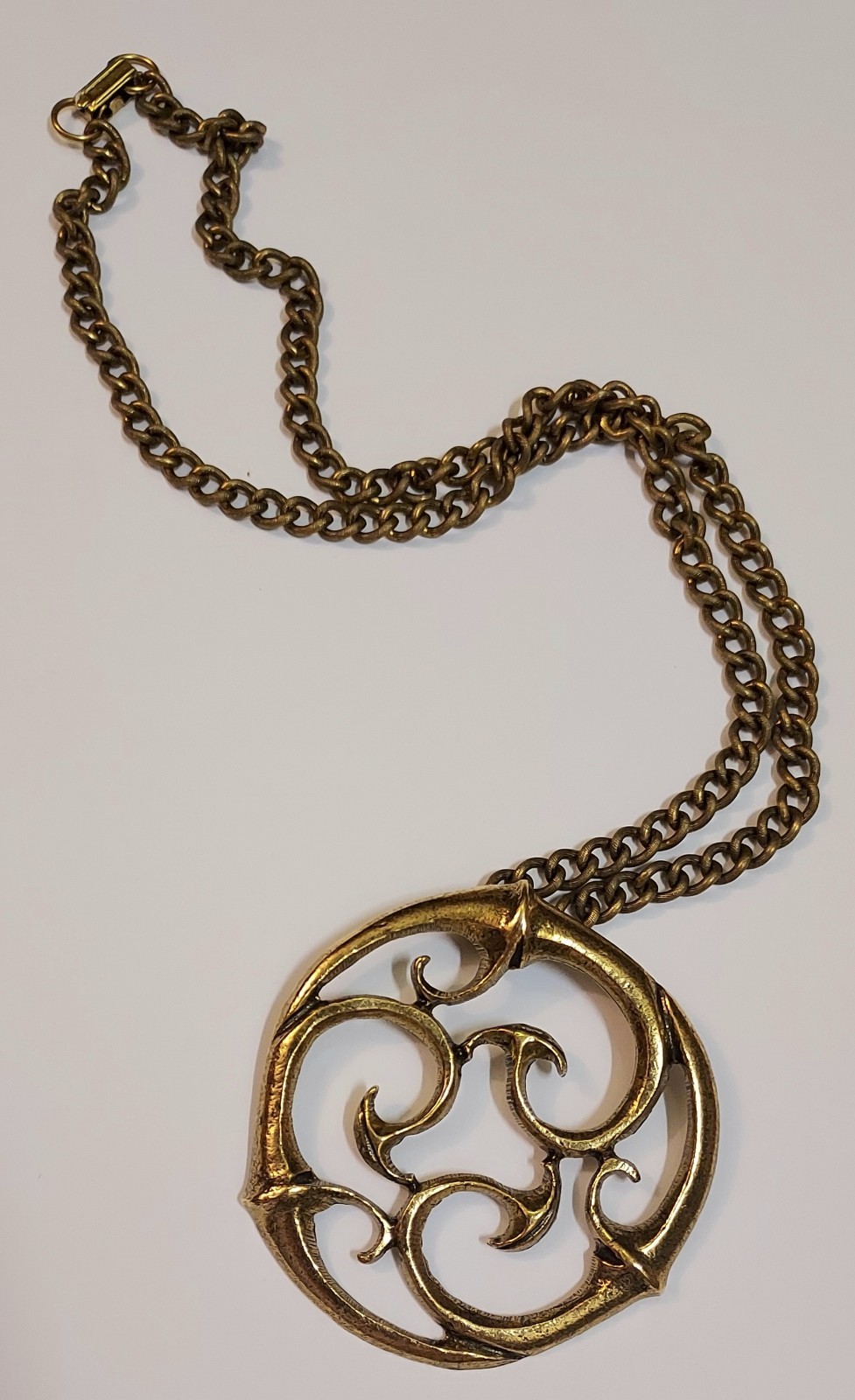 Vintage Alva Museum Replicas Necklace Celtic Knot Circle 70s Statement Gold Tone
