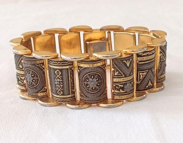 Early Vintage Damascene Wide Panel Link Bracelet Ornate Gold Plate