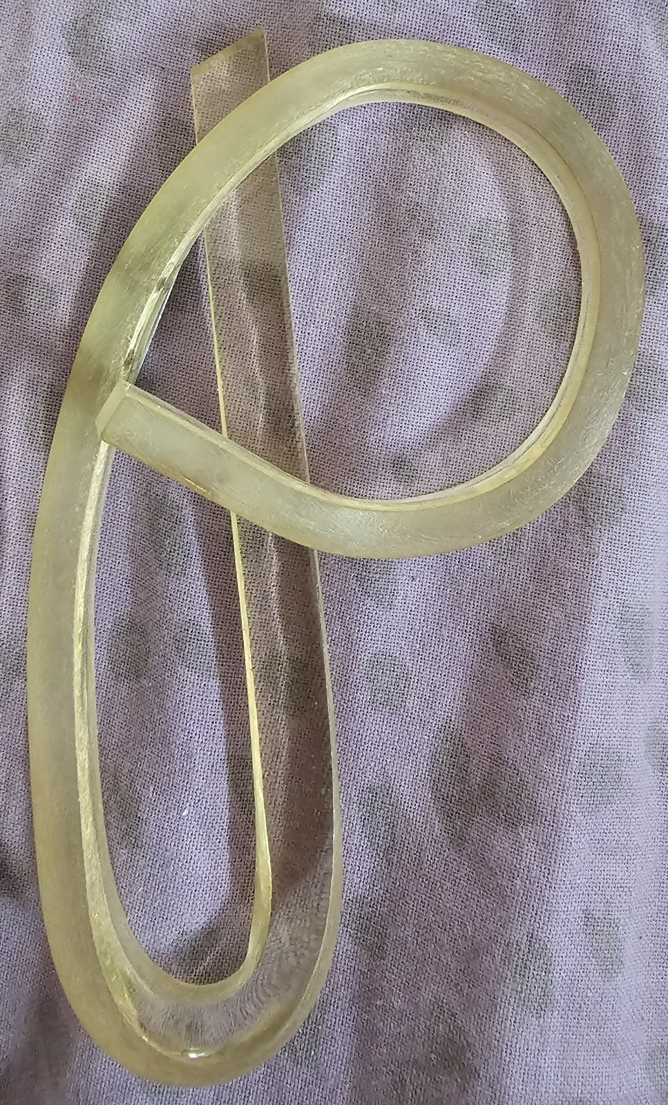 Clear Lucite Letter Brooch – Letter P