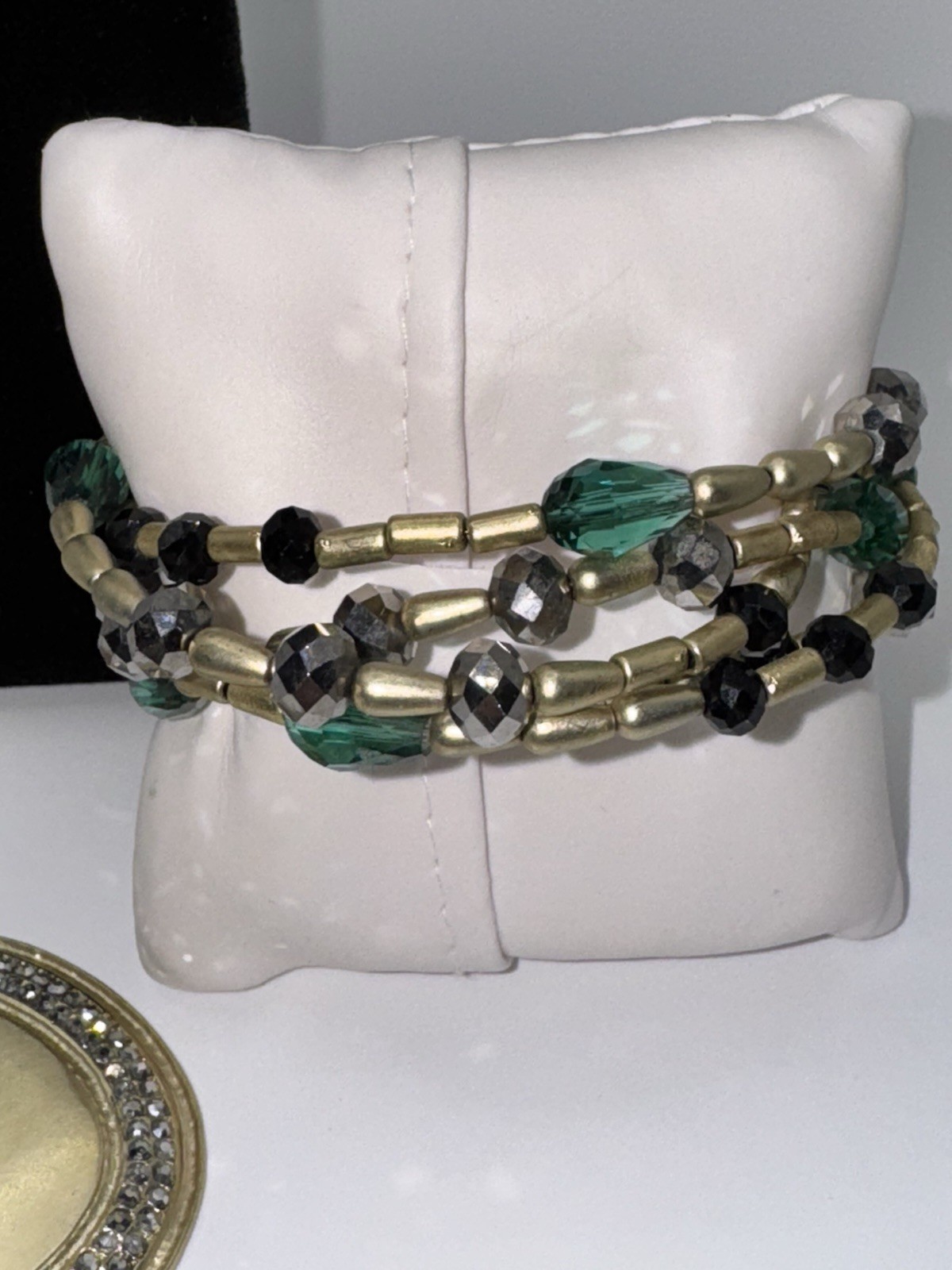 Vintage Emerald Green Glass Bead Wire Wrap Bracelet Earrings Pendant Set