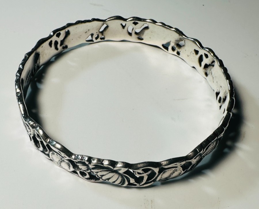 Parenti Bangle Bracelet Vintage Sterling Silver 37.19g 2.73″ Round 10mm