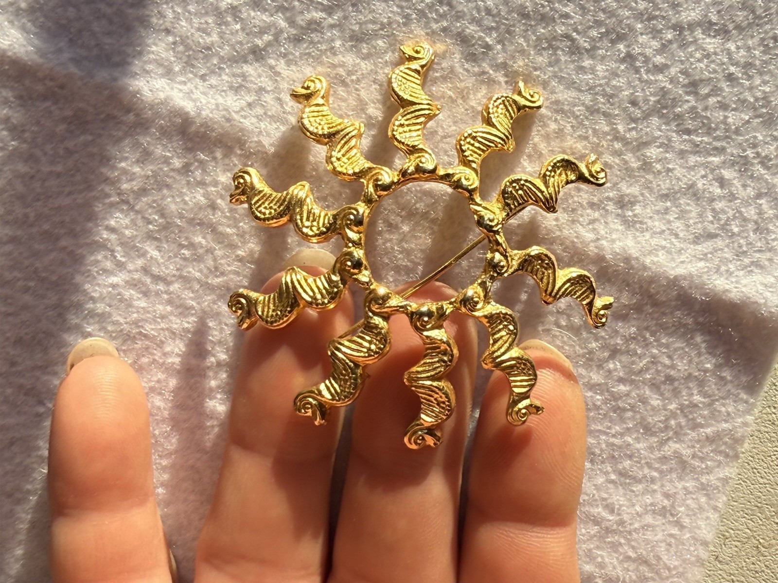 VTG Alva Museum Replica Celtic Celestial Sun Fashion Brooch, Gold-tone, Marked