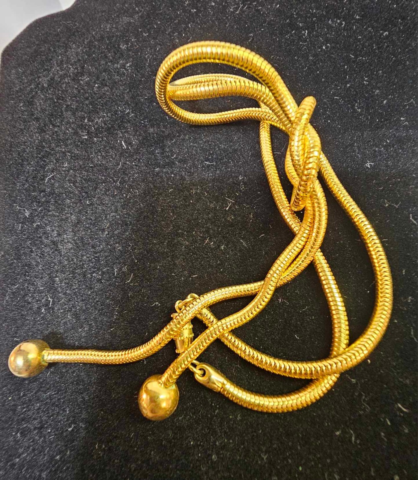 Vtg Goldtone lariat /knot necklace 17.5in”- Ate6