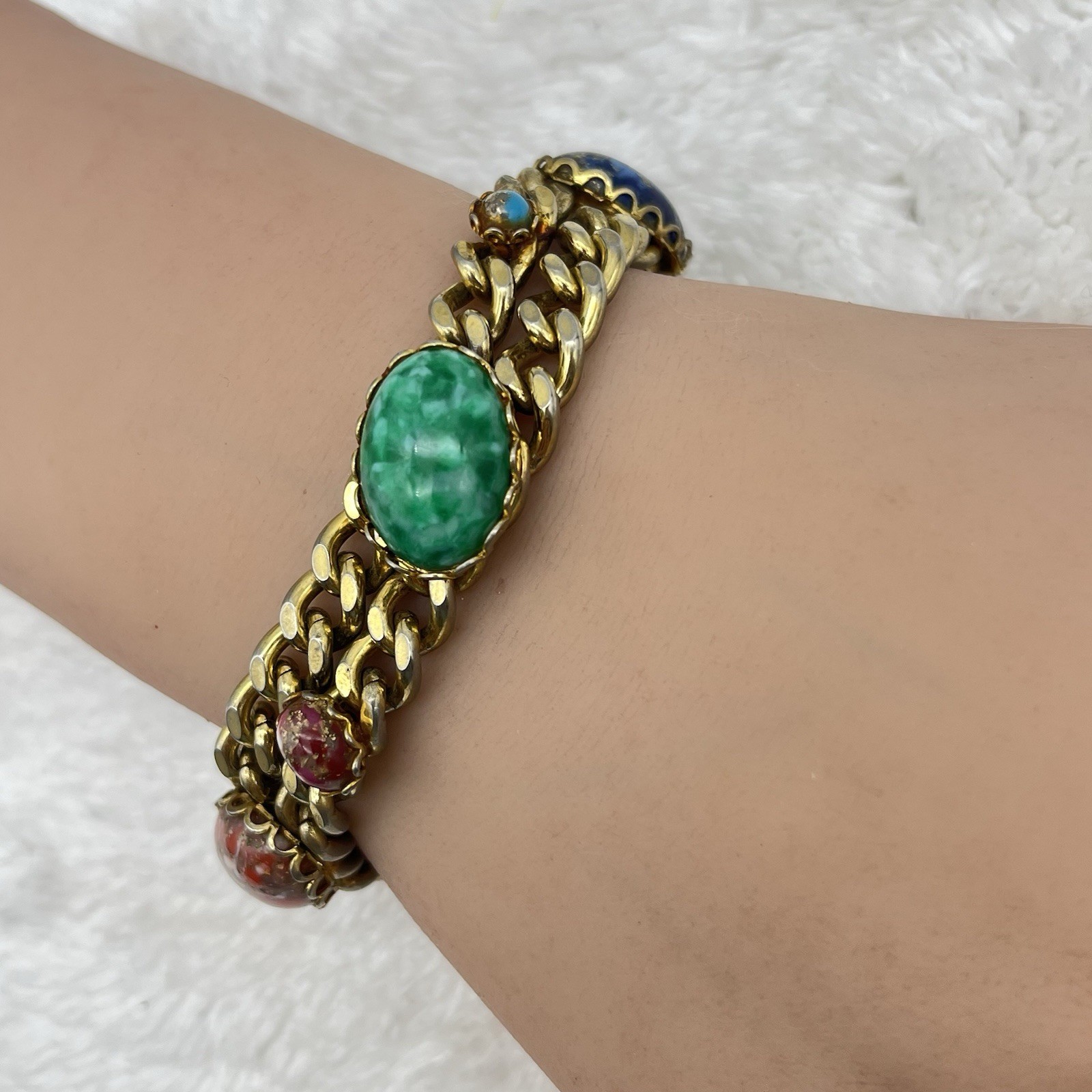 Vintage Marbled Art Glass Bracelet Gold Tone Chain Colorful Fits 6.25″ Wrist