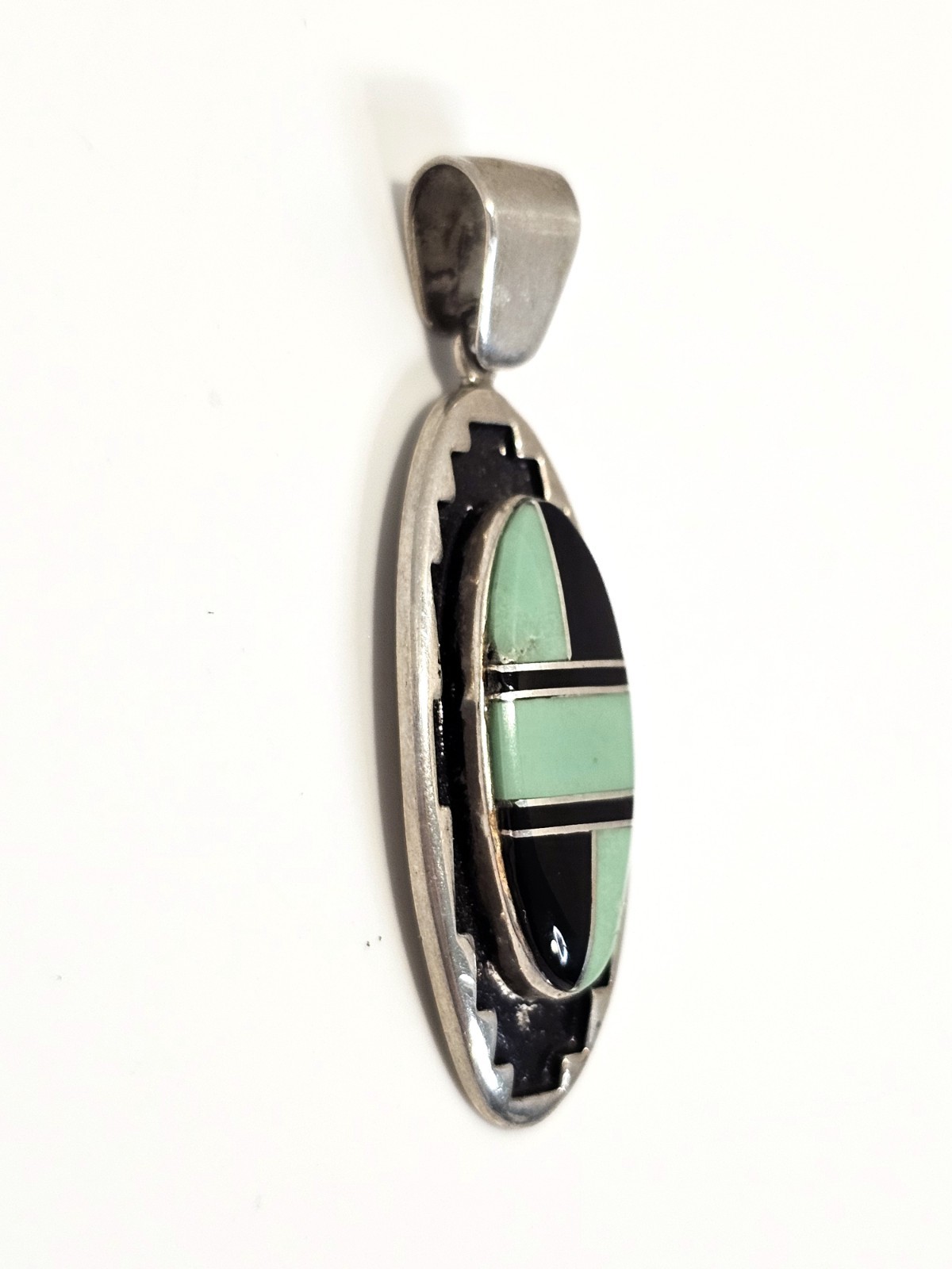 Teme sterling silver pendant Native American inlay
